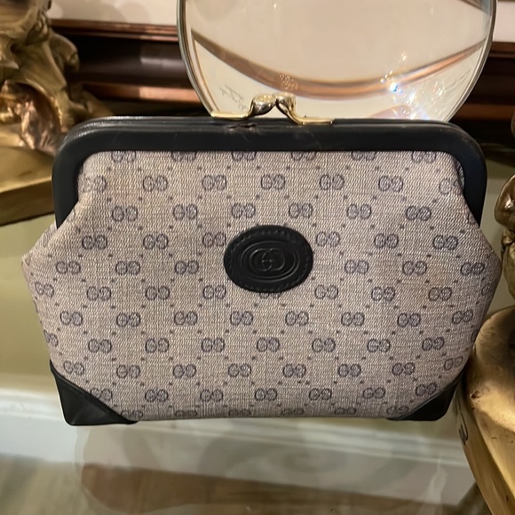 Authentic GUCCI Ophelia Bucket Style Shoulder Strap - Picture 16 of 16